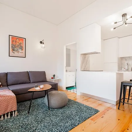 Host Wise - Sunny Downtown *